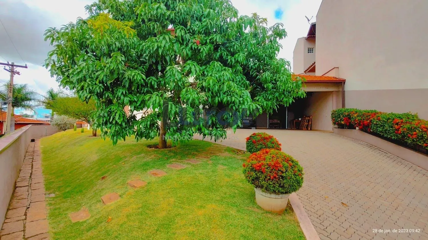 Casa, 4 quartos, 338 m² - Foto 4