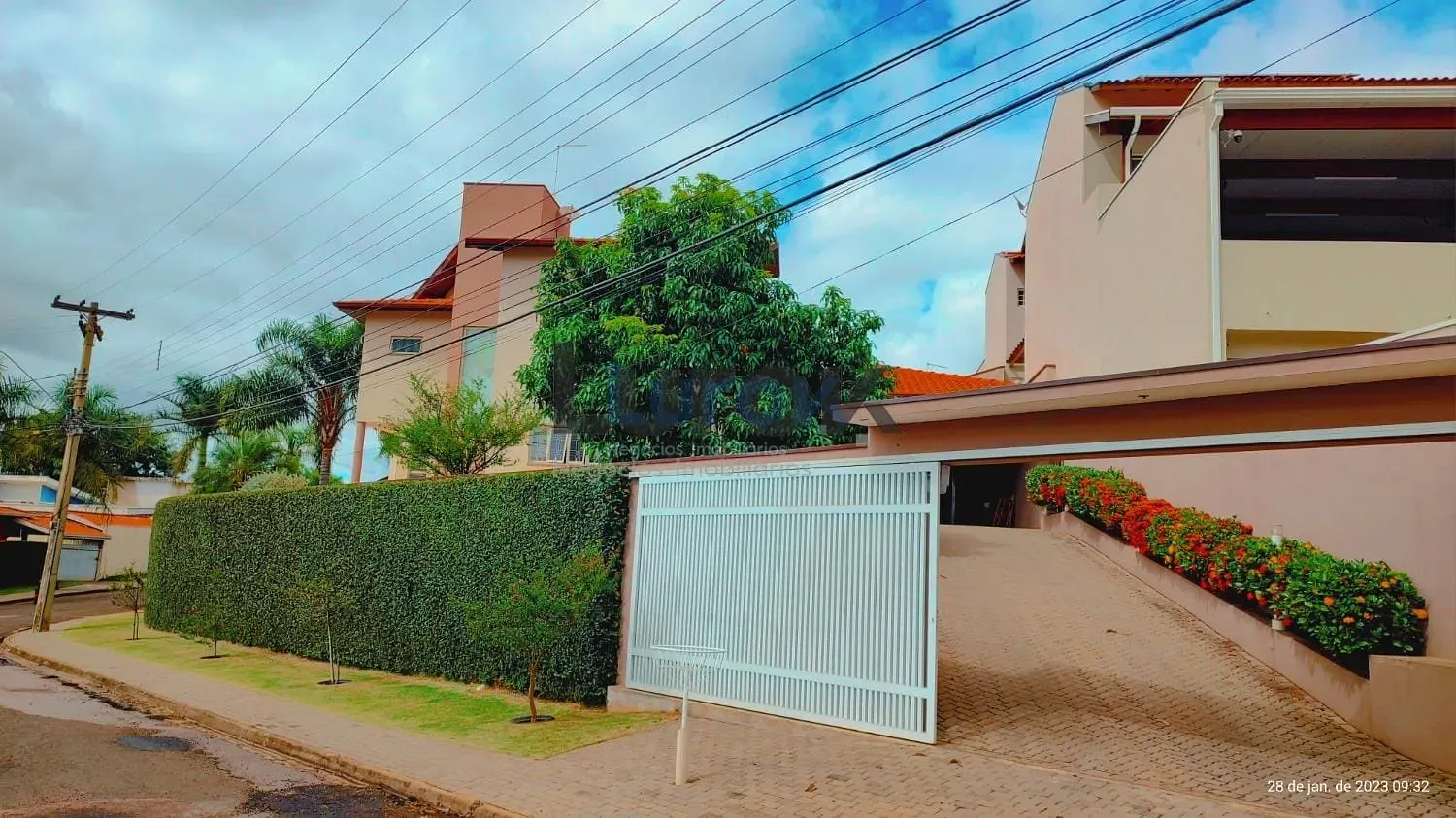 Casa, 4 quartos, 338 m² - Foto 2