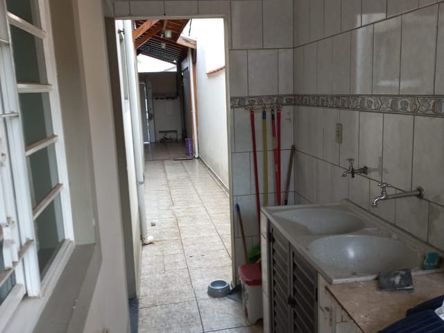 Casa com 125m² 3 quartos e 1 banheiro, à venda, no bairro Parque do Sol em Guaratinguetá