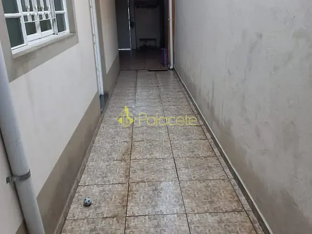 Casa com 125m² 3 quartos e 1 banheiro, à venda, no bairro Parque do Sol em Guaratinguetá