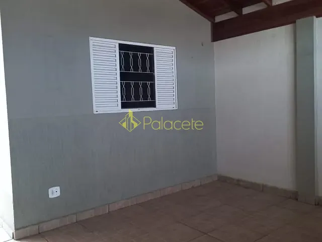 Casa com 125m² 3 quartos e 1 banheiro, à venda, no bairro Parque do Sol em Guaratinguetá