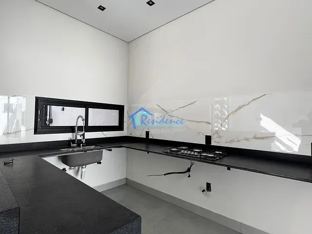 Casa com 150m² 3 quartos e 2 banheiros, à venda, no bairro Jardim Bom Sucesso em Indaiatuba