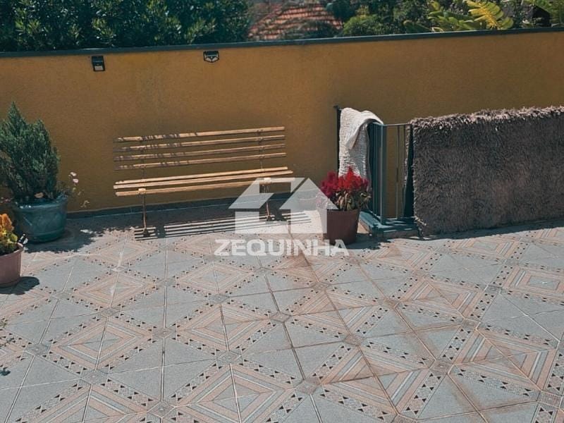 Casa à venda com 3 quartos, 235m² - Foto 5