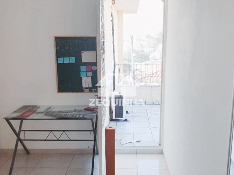 Casa à venda com 3 quartos, 235m² - Foto 7