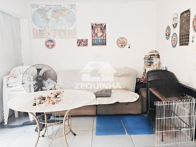 Casa à venda com 3 quartos, 235m² - Foto 8
