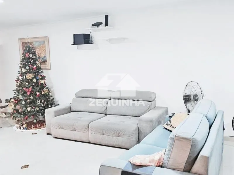 Casa, 3 quartos, 235 m² - Foto 16