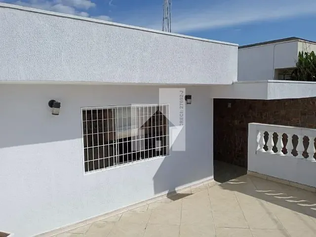 Casa com 208m² 3 quartos e 3 banheiros, à venda, no bairro Jardim das Samambaias em Jundiaí