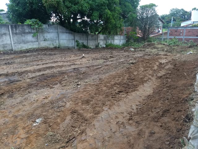 Casa com 250m², à venda, no bairro Jardim Eloyna em Pindamonhangaba