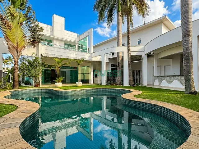 Casa com 650m² 4 quartos e 6 banheiros, à venda, no bairro Parque Residencial Aquarius em São José dos Campos