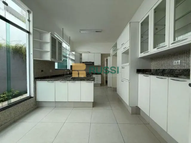 Casa com 650m² 4 quartos e 6 banheiros, à venda, no bairro Parque Residencial Aquarius em São José dos Campos