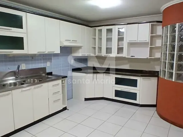 Casa com 319m² 3 quartos e 3 banheiros, à venda, no bairro Maria Goretti em Chapecó