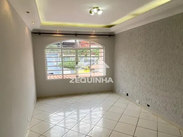 Casa com 132m² 3 quartos e 4 banheiros, à venda, no bairro Bela Vista em Osasco