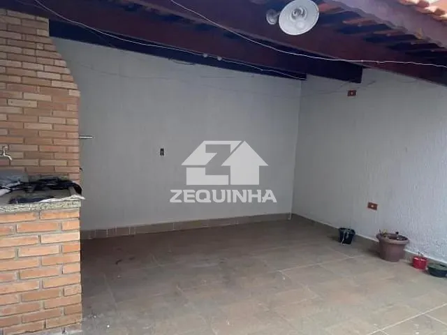 Casa com 132m² 3 quartos e 4 banheiros, à venda, no bairro Bela Vista em Osasco