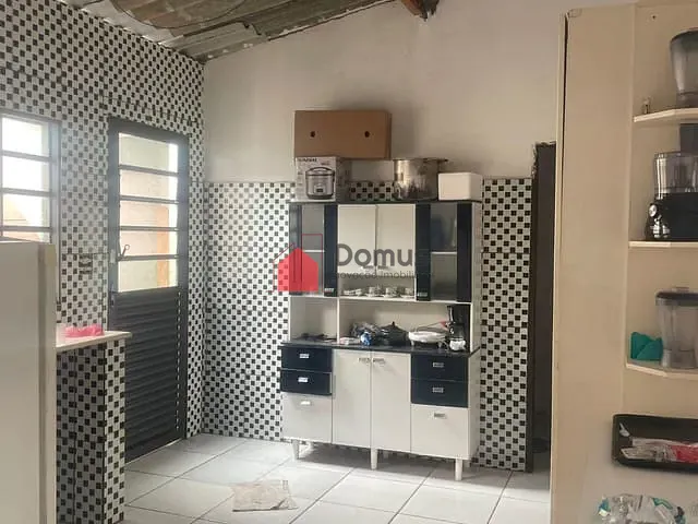 Casa 1 quarto e 1 banheiro, à venda, no bairro Conjunto Residencial Araretama em Pindamonhangaba