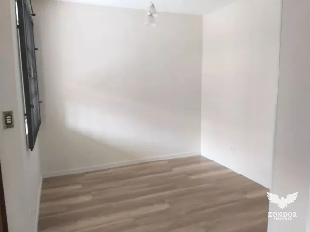 Casa com 137m² 3 quartos e 1 banheiro, à venda, no bairro Santa Felicidade em Curitiba