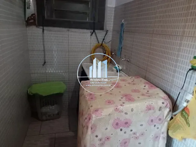 Casa com 200m² 3 quartos e 2 banheiros, à venda, no bairro Cidade Foch em Pouso Alegre