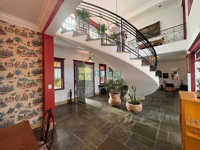Casa com 759m² 5 quartos e 6 banheiros, à venda ou para alugar, no bairro Urbanova III em São José dos Campos