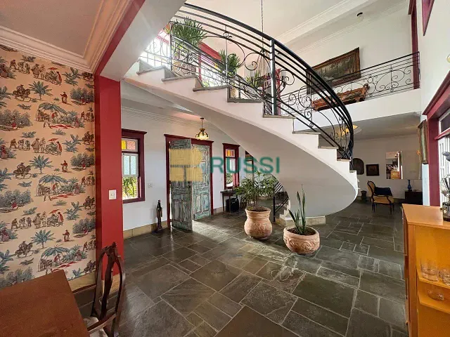 Casa com 759m² 5 quartos e 6 banheiros, à venda ou para alugar, no bairro Urbanova III em São José dos Campos