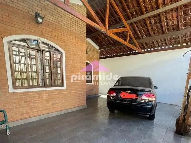 Casa com 222m² 3 quartos e 2 banheiros, à venda, no bairro Monte Castelo em São José Dos Campos