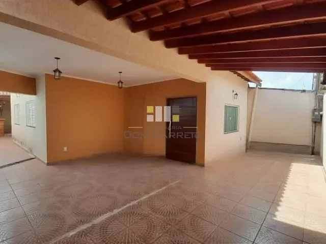 Casa 3 quartos e 2 banheiros, à venda, no bairro Conjunto Habitacional Angelo Tomazin em Sumaré