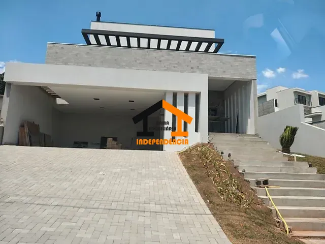 Casa com 420m² 3 quartos e 3 banheiros, à venda, no bairro Portal San Giovanni em Itatiba