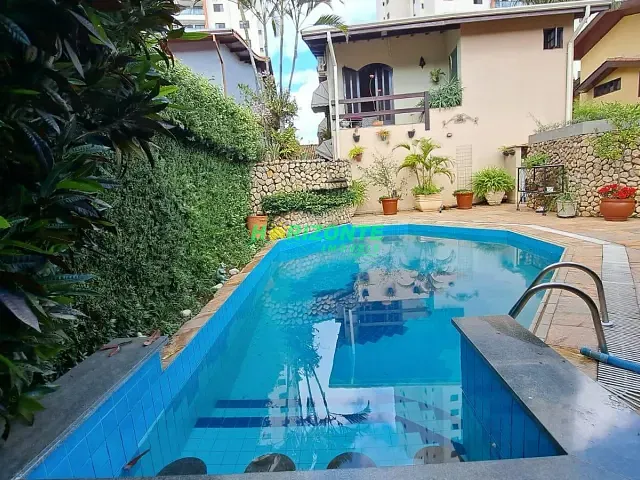 Casa 4 quartos e 7 banheiros, à venda, no bairro Jardim Esplanada em São José dos Campos