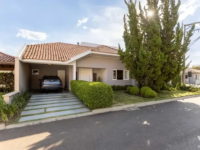 Casa com 456m² 3 quartos e 5 banheiros, à venda, no bairro Santa Felicidade em Curitiba
