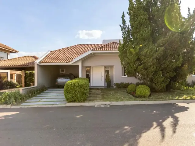 Casa com 456m² 3 quartos e 5 banheiros, à venda, no bairro Santa Felicidade em Curitiba