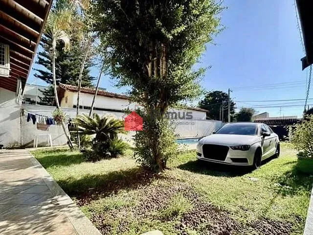 Casa com 450m² 2 quartos e 3 banheiros, à venda, no bairro Nossa Senhora do Perpétuo Socorro em Pindamonhangaba
