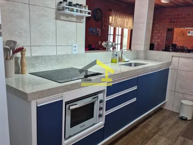 Casa com 2000m² 3 quartos e 3 banheiros, à venda, no bairro Capela do Barreiro em Itatiba