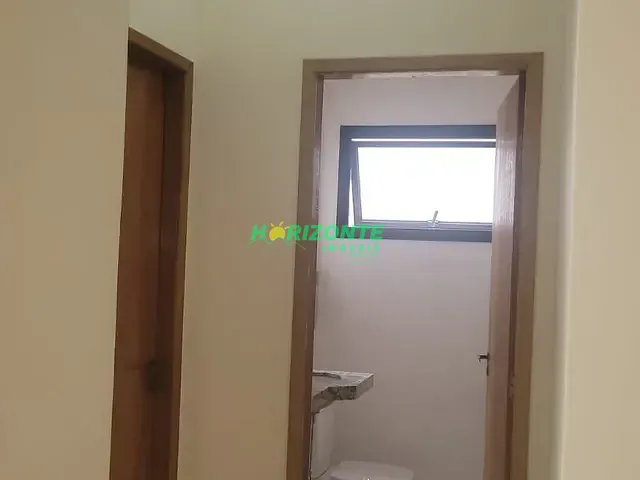 Casa 3 quartos e 3 banheiros, à venda, no bairro Residencial Colinas em Caçapava
