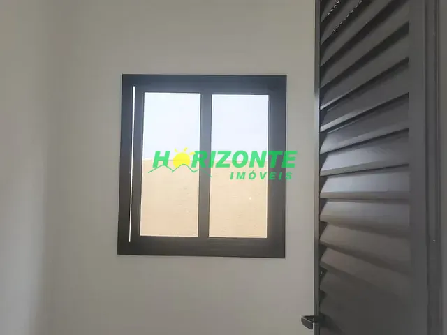 Casa 3 quartos e 3 banheiros, à venda, no bairro Residencial Colinas em Caçapava