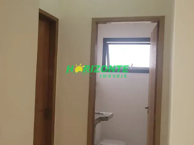 Casa 3 quartos e 3 banheiros, à venda, no bairro Residencial Colinas em Caçapava
