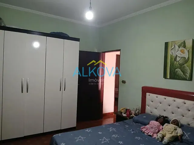 Casa com 225m² 3 quartos e 2 banheiros, à venda, no bairro Parque Industrial em São José dos Campos