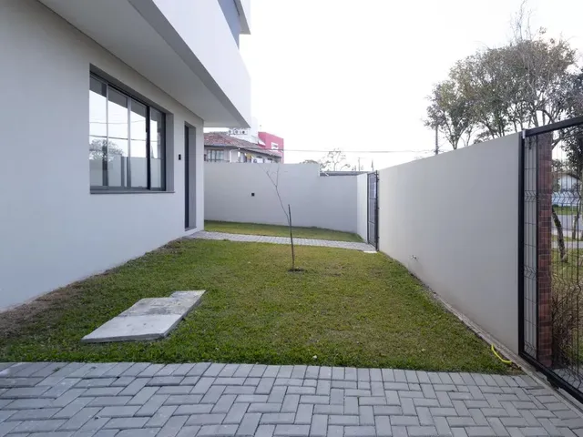 Casa 3 quartos e 5 banheiros, à venda, no bairro Santa Felicidade em Curitiba
