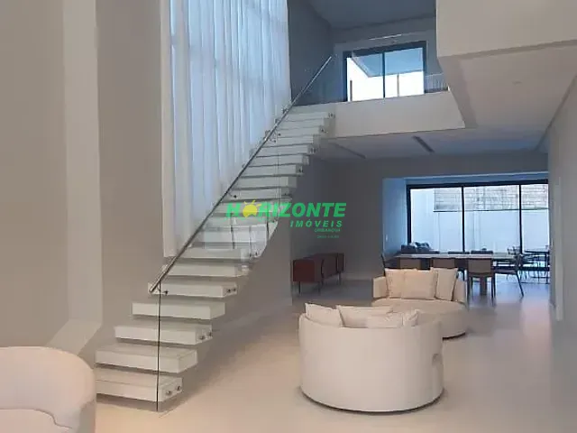 Casa 5 quartos e 5 banheiros, à venda ou para alugar, no bairro urbanova em São José dos Campos