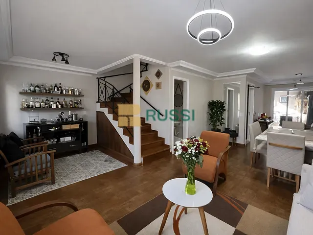 Casa 3 quartos e 1 banheiro, à venda, no bairro Jardim das Indústrias em São José dos Campos