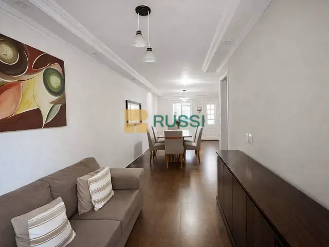 Casa 3 quartos e 1 banheiro, à venda, no bairro Jardim das Indústrias em São José dos Campos