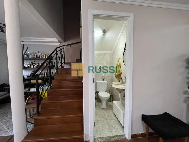 Casa 3 quartos e 1 banheiro, à venda, no bairro Jardim das Indústrias em São José dos Campos