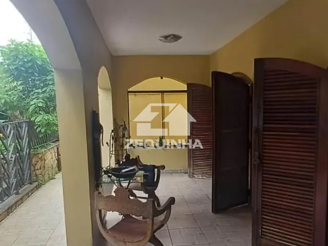 Casa com 786m² 3 quartos e 4 banheiros, à venda, no bairro Parque dos Principes em Sao Paulo