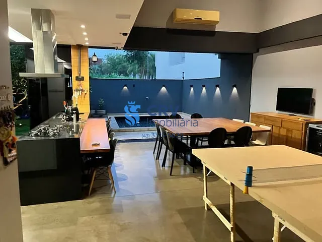 Casa com 264m² 3 quartos e 3 banheiros, à venda, no bairro Jardim Montecatini em Londrina