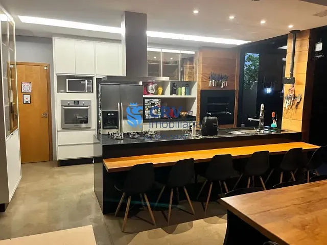 Casa com 264m² 3 quartos e 3 banheiros, à venda, no bairro Jardim Montecatini em Londrina