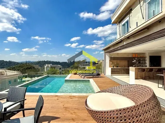 Casa com 514m² 4 quartos e 5 banheiros, à venda, no bairro Alphaville em Santana de Parnaíba