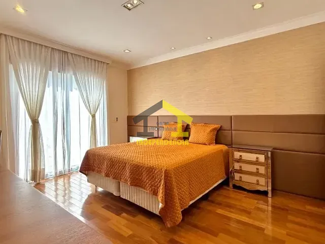 Casa com 514m² 4 quartos e 5 banheiros, à venda, no bairro Alphaville em Santana de Parnaíba