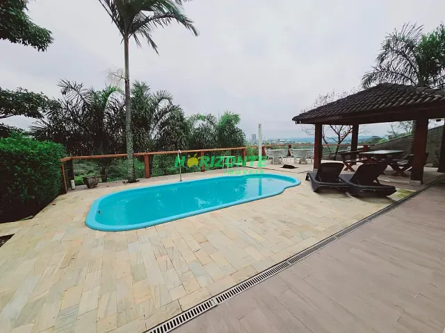 Casa com 1060m² 3 quartos e 4 banheiros, para alugar, no bairro Condomínio Residencial Mirante do Vale em Jacareí