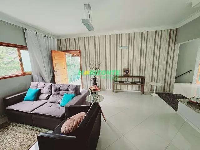 Casa com 1060m² 3 quartos e 4 banheiros, para alugar, no bairro Condomínio Residencial Mirante do Vale em Jacareí