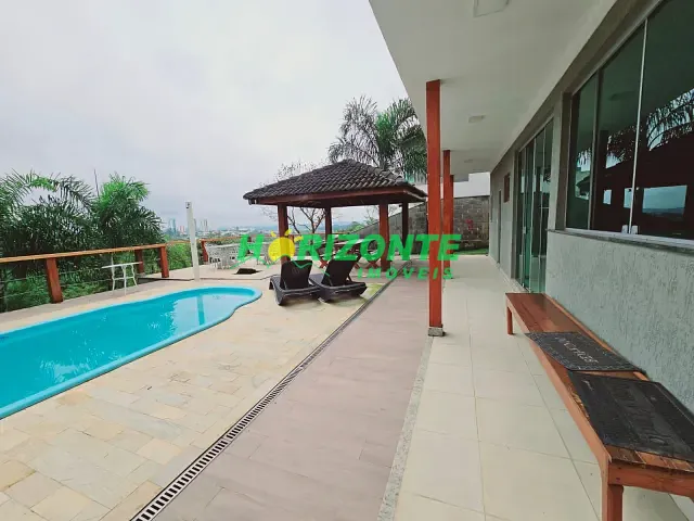 Casa com 1060m² 3 quartos e 4 banheiros, para alugar, no bairro Condomínio Residencial Mirante do Vale em Jacareí