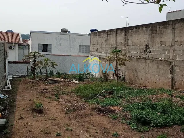 Casa com 387m² 2 quartos e 1 banheiro, à venda, no bairro Jardim Satélite em São José dos Campos