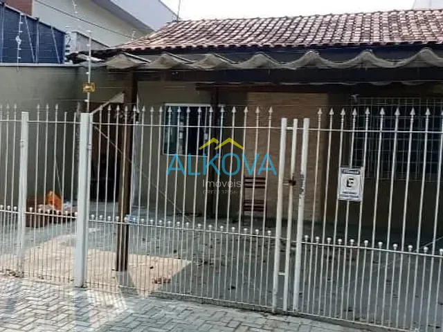 Casa com 387m² 2 quartos e 1 banheiro, à venda, no bairro Jardim Satélite em São José dos Campos