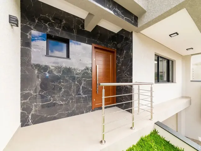 Casa 3 quartos e 4 banheiros, para alugar, no bairro São Braz em Curitiba